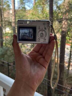 Canon PowerShot A530 5.0MP Digital Camera Silver